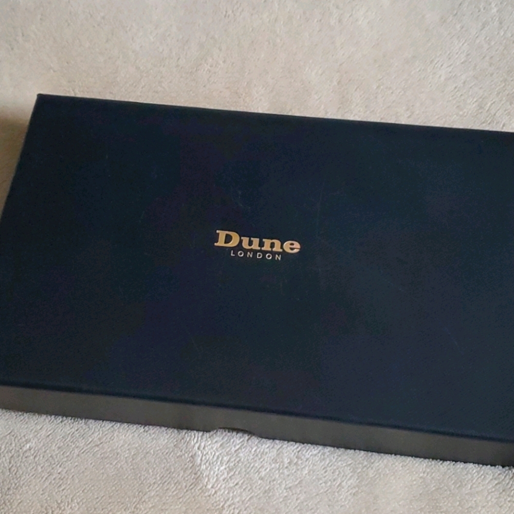 Wallet - Picture 2 of 4